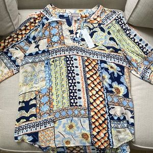 NWT- Chicos Patterned Tunic